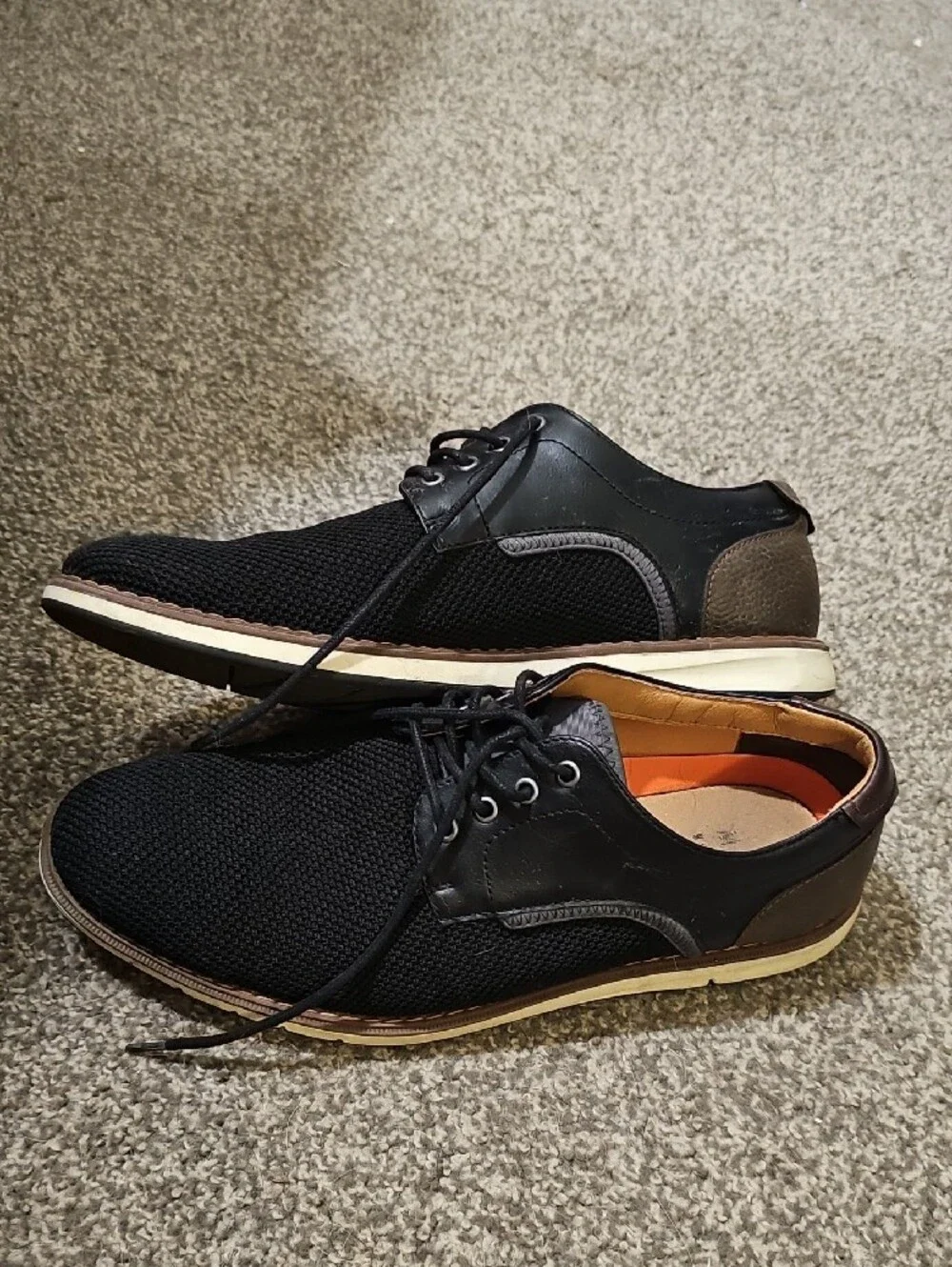 Men's Black Lace-Up Derby Oxfords